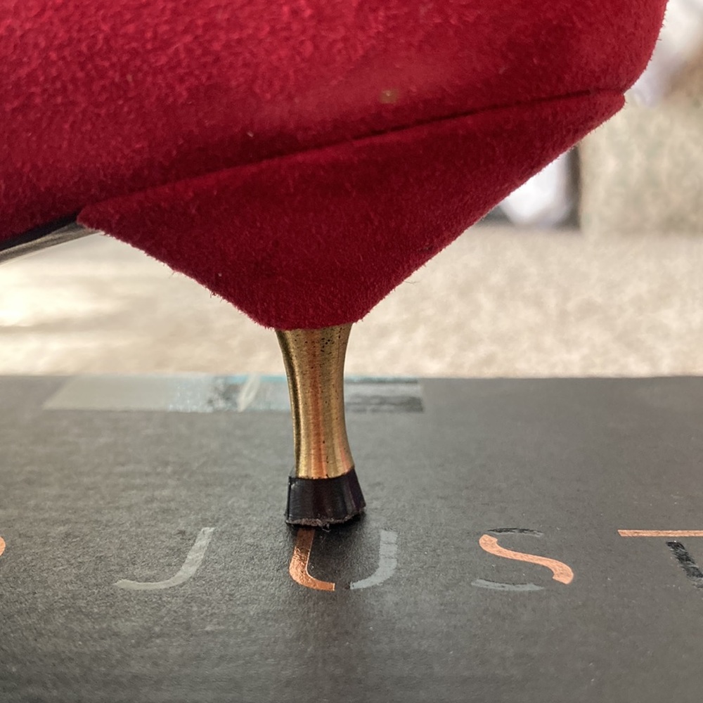 Anthropologie wine colored kitten heels. Pied Juste. Super chic - Picture 5 of 12
